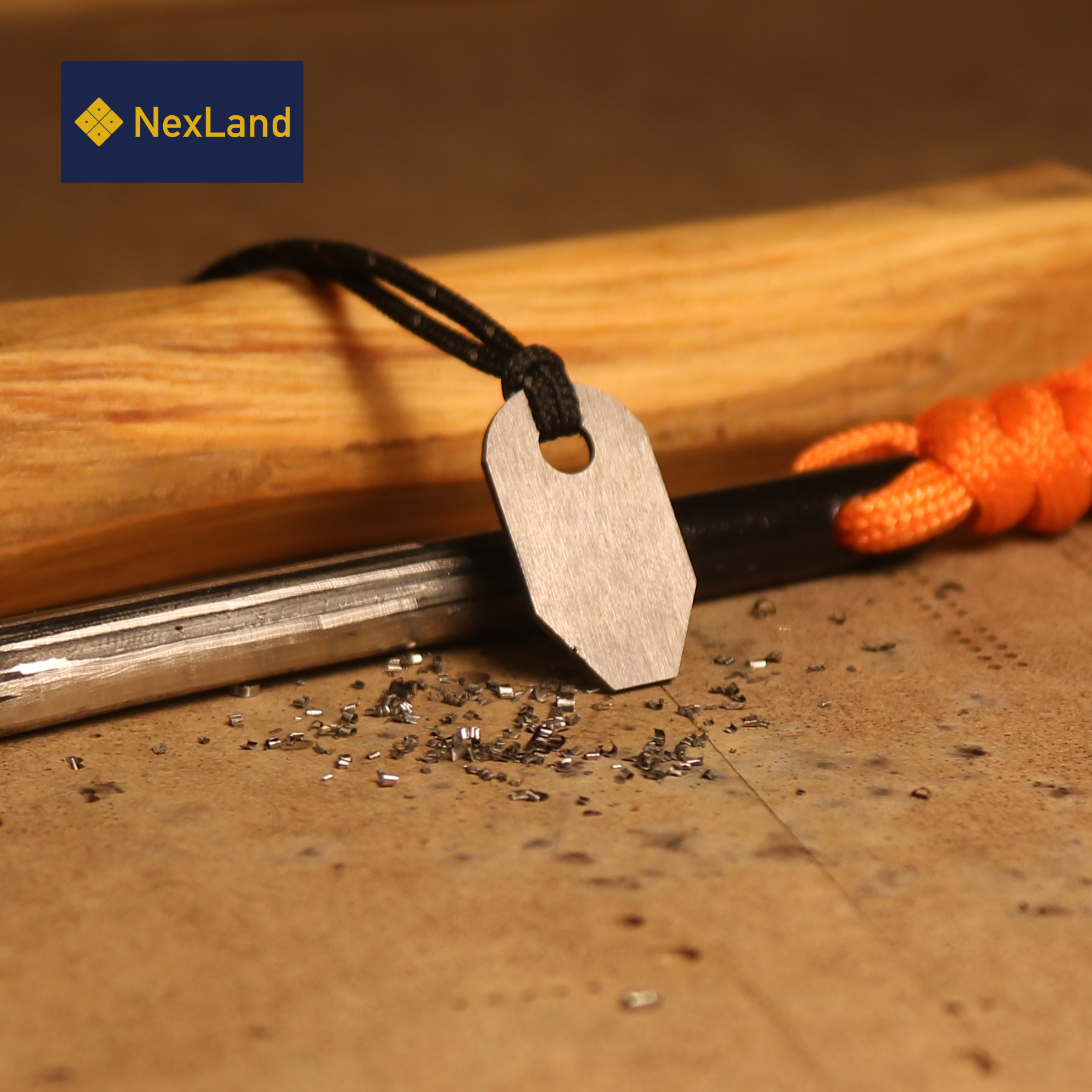 NexLand CS2313 Ceramic Striker - Ferro Rod Striker recensie en prijs